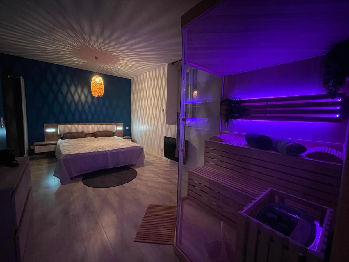 Sauna en bord de rivière Morez Extérieur photo